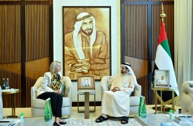 علي النعيمي يلتقي سفيرة الولايات المتحدة الأمريكية لدى الدولة