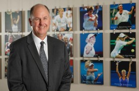 ستيف سيمون لـ «وام»: هيكلة جديدة لبطولات «رابطة محترفات التنس»