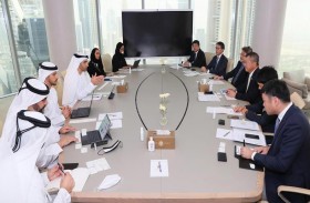 الزيودي يبحث مع رئيس مجلس العمل الياباني تعزيز التعاون التجاري وتنمية الاستثمارات اليابانية في الدولة