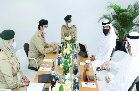 الفريق المري يطلع على الخطط المستقبلية لمجالس المبادرات الحكومية في شرطة دبي