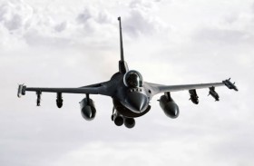 إقلاع «إف- 16».. مناورة دعائية أم كارت أخير لإنقاذ زيلينسكي؟