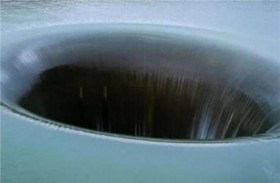 حفرة الجحيم تفتح فمها مرة أخرى بكاليفورنيا 