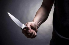 يقتل زوجته أمام زملائها بمدرسة