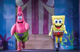 ديرفيلدز مول يقدم عرضاً راقصاً مميزاً مع شخصيات مسلسل سبونج بوب 