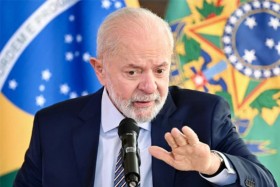 لولا يزرع العنب لإعطاء مثال على «زرع الغذاء وليس العنف» بعد رسوم ترامب على البرازيل 