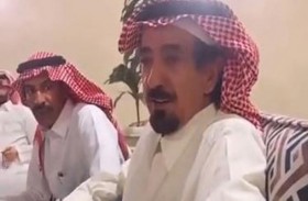 يثير ضجة بزواجه 53 امرأة