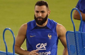 بنزيمة يعتزل دوليا بعد خسارة فرنسا في نهائي كأس العالم 