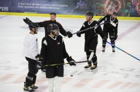 منتخب هوكي الجليد: جاهزون لتحقيق إنجاز جديد في كأس العالم بتركيا