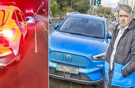 سائق مذعور.. سيارتي الكهربائية اختطفتني !