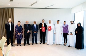 ثاني الزيودي يبحث مع وزير التجارة الباكستاني سبل تعزيز التعاون التجاري والاستثماري