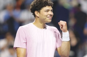 شيلتون يحرز باكورة ألقابه في الماسترز بدورة تورونتو