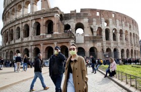 إيطاليا تعود إلى الإغلاق وتراهن على نهاية الربيع 
