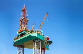 «أدنوك للحفر» تستحوذ على منصة حفر بحرية ذاتية الرفع