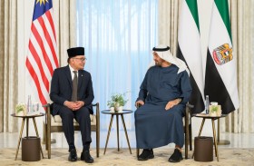 رئيس الدولة ورئيس وزراء ماليزيا يبحثان تعزيز العلاقات والمستجدات الإقليمية والدولية 