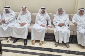 عبدالله بن سالم القاسمي يقدم واجب العزاء في وفاة سلطان خليفة عبيد بوشبص