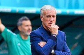 ديشامب يعتزم مواصلة تدريب فرنسا حتى في حال الإقصاء