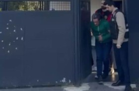 49 كبسولة حشيش داخل جسد مسافر 