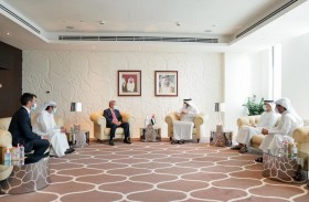 أحمد بن محمد يستقبل نائب رئيس اللجنة الأولمبية الدولية