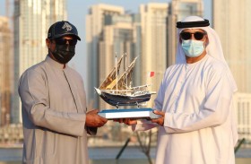 اللجنة البحرينية لرياضات الموروث تكرم «دبي البحري» ومحمد حارب