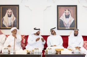 خليفة بن طحنون بن محمد يقدم واجب العزاء في وفاة سهيل الخزع محمد العامري