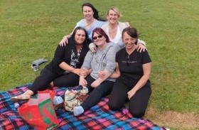 تعثر على شقيقتها بعد سنوات بفضل العزل