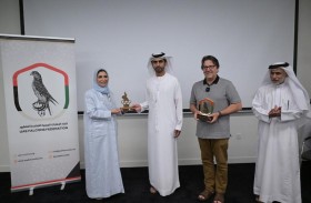 «الأولمبية» تشارك «الصقور» في الاحتفاء  بدارسي ماجستير المنظمات الرياضية