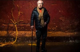 وفاة أسطورة المسرح بيتر بروك عن 97 عاماً