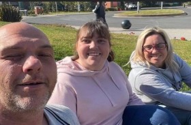 تكتشف أن رؤيتها الضبابية ناتجة عن ورم دماغي