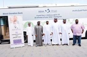 حملة للتبرع بالدم بمشاركة الموظفين والعمال في مصانع لايت ستون بصناعية العين