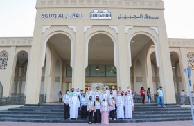 الشارقة لإدارة الأصول توزع 1000 وجبة إفطار على الزوار والعاملين في سوق الجبيل