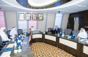 زكي نسيبة يستقبل الدكتور يوسف حطيني الحائز على جائزة الشارقة لنقد الشعر العربي المُعاصر