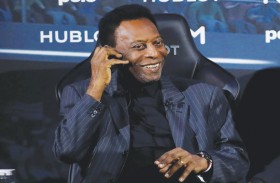  عائلة بيليه تؤكد استقرار حالته الصحية 