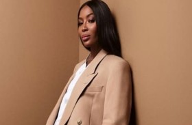 ناعومي كامبل تصمم ملابس مضادة للبكتيريا والتجاعيد