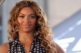 بيونسيه تندد بالعنصرية في كلمة إلى الخريجين 