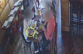 زوجان يدسان الزجاج في الطعام لتجنب الفاتورة