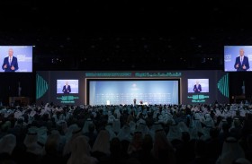 كلاوس شواب يحدد 3 أدوار للحكومات لمواكبة التحول العالمي من عصر الثورة الصناعية إلى العصر الذكي