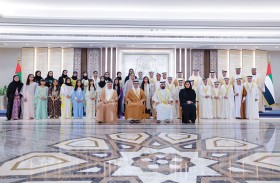 محمد بن راشد يلتقي أعضاء البرلمان الإماراتي للطفل على هامش افتتاح دور الانعقاد العادي للمجلس الوطني