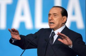 برلوسكوني أول شعبوي في إيطاليا 