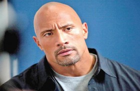 دوين جونسون يعرض قصصا من شبابه في مسلسل  