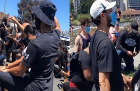 نجوم غولدن ستايت يتظاهرون ضد العنف العنصري 