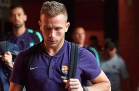 آرثر يعود إلى برشلونة