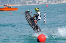 منافسات «الموتوسيرف» تنطلق الجمعة على كاسر الأمواج في أبوظبي