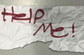 6 أحرف على قصاصة ورق تنقذ فتاة من الجحيم