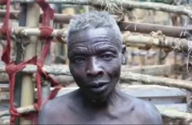 رجل يعزل نفسه نصف قرن لخوفه من النساء