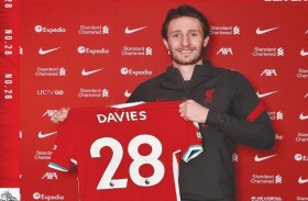 ليفربول يجد ضالته الدفاعية في ديفيس وكاباك