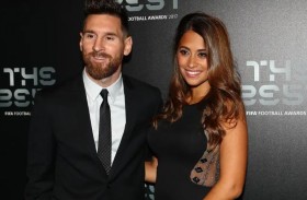 زوجة ميسي تدعم شاكيرا بعد إشارة الخيانة