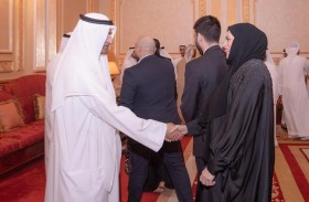 حمد الشرقي يستقبل المهنئين بشهر رمضان بحضور ولي عهد الفجيرة