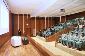 شرطة الفجيرة تنظم ورشة استخدام أدوات الذكاء الاصطناعي  لتعزيز الابتكار في العمل المؤسسي