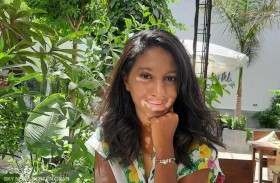 شابة تواجه البهاق  بشجاعة