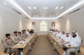 بلدي دبا الحصن يبحث تطوير المنافذ الحدودية بالمدينة